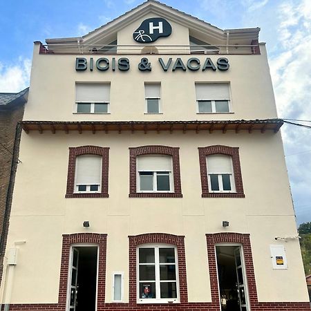 Bicis & Vacas Hotel La Pola de Gordon Kültér fotó